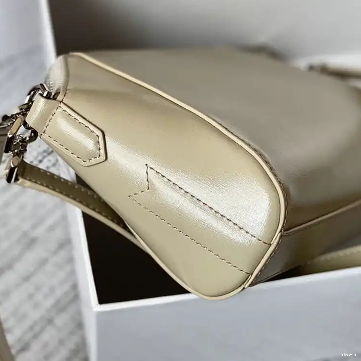 Bag Givenchy 2209SW0025 0814
